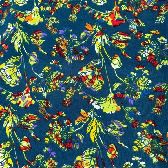 Lularoe Gigi Womens Fitted Top Floral Abstract Green XS NEW - Picture 3 of 9